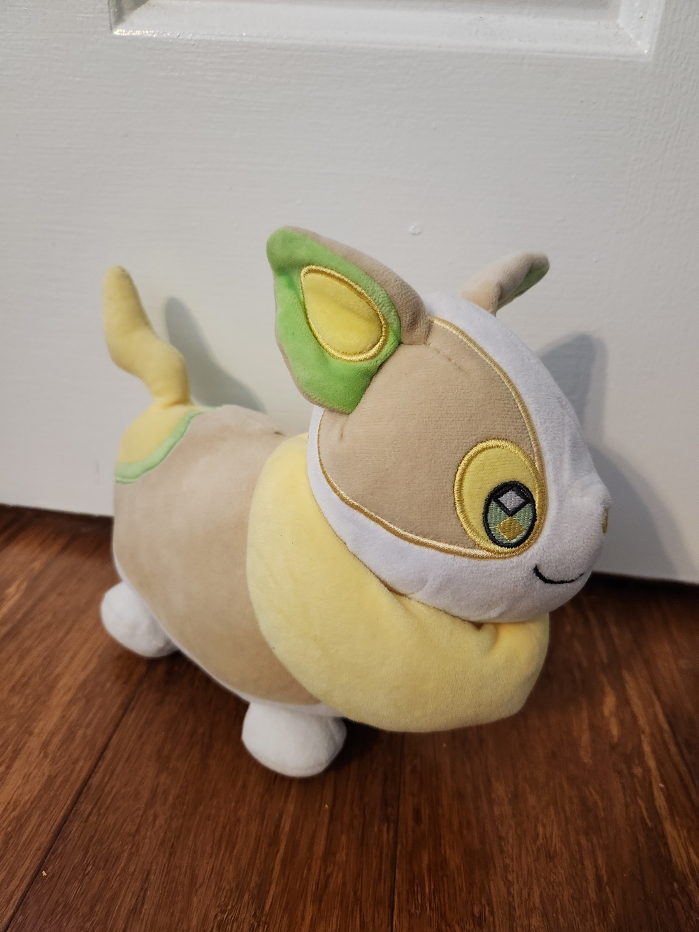 Pokemon 9" Yamper Plush Stuffed Animal Kids Toy 2021 Nintendo